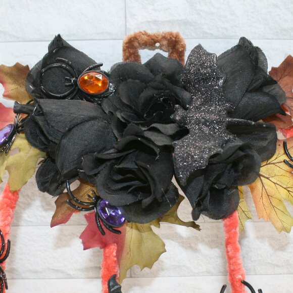 HAND CRAFTED Wreath Halloween Holiday Pumpkin Spiders Bats Orange Door Wall Art - Picture 2 of 11